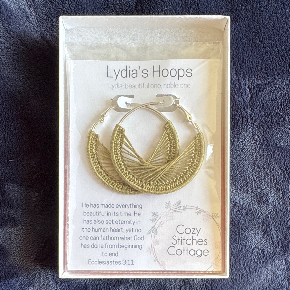 NWT Hoop Earrings